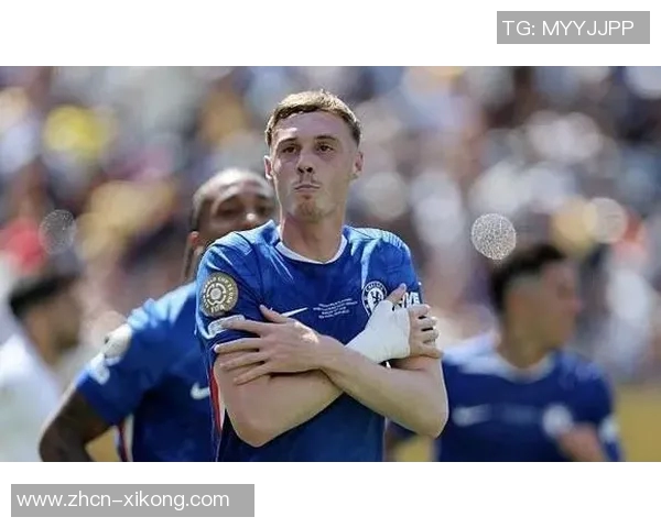 不愧是你帕尔默悠闲看球赛晚上穿棉袄棉鞋的慵懒生活方式