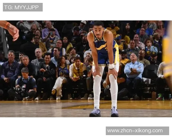 曼恩半场表现惊艳五投全中三分两中助球队取得领先