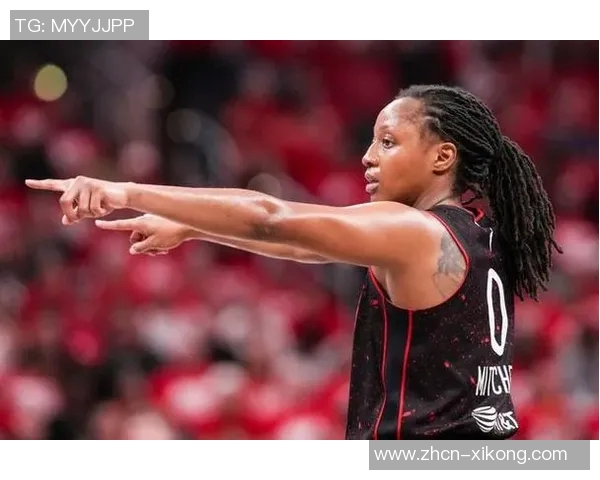 米切尔半场表现亮眼5中3贡献7分1板2助2断展现实力