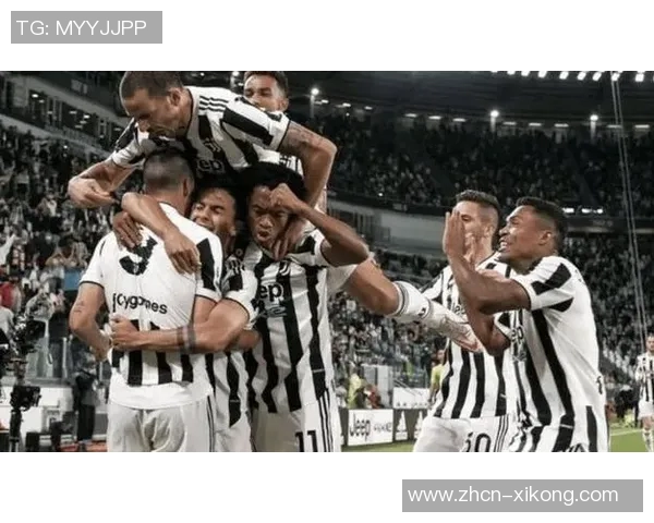 尤文图斯和多特蒙德关注拜仁18岁边锋利奇纳合同明夏到期情况