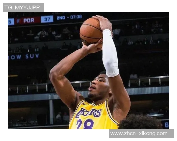 浓眉首节表现低迷外线未开仅得4分2篮板正负值惨淡12