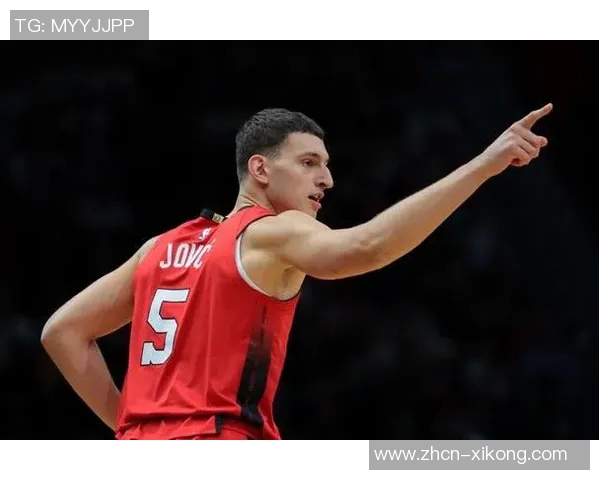 约维奇强调球队需加快节奏寻找场上角色如同步行者般灵活