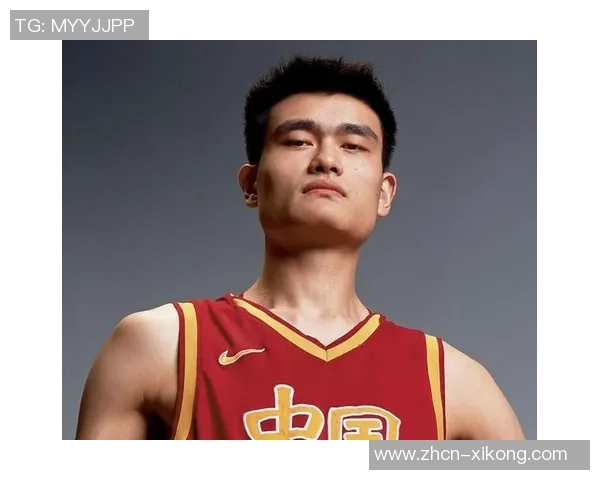 姚明NBA首秀表现平平10分36秒仅得0分2板3犯规令人惋惜